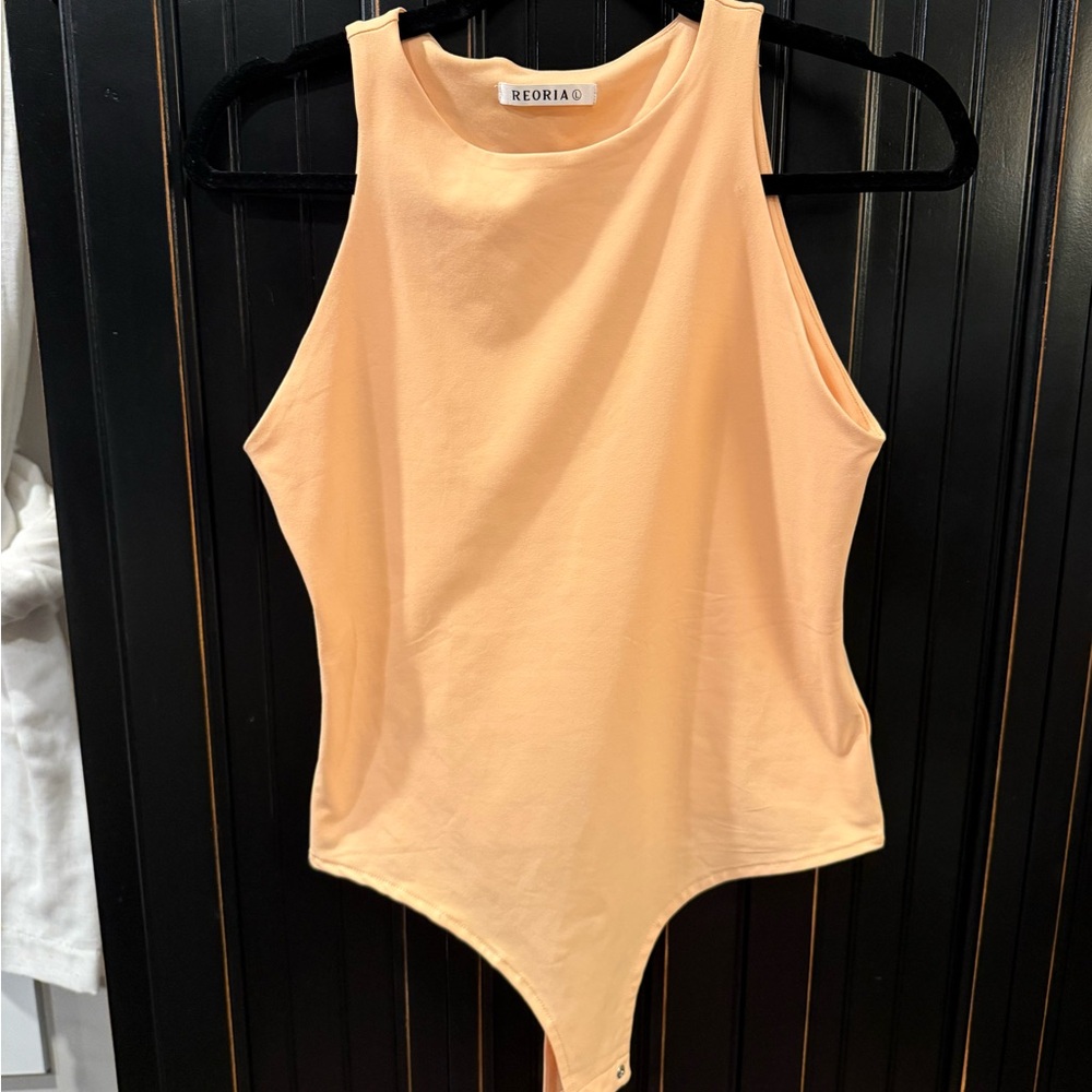 ReoRia Women's Peach Bodysuit size large